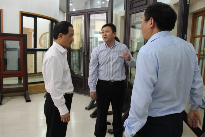 內江市委副書記、市長任曉春赴安徽新視野考察